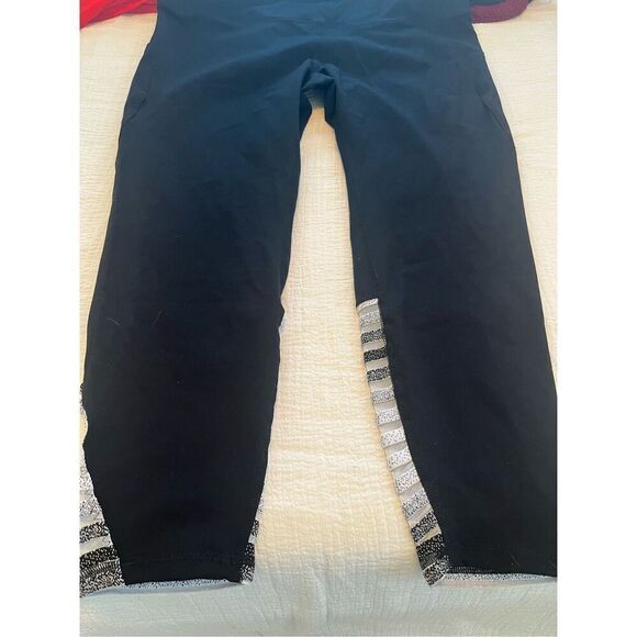 New Shape Black and White Athletic Leggings Plus - Picture 3 of 6